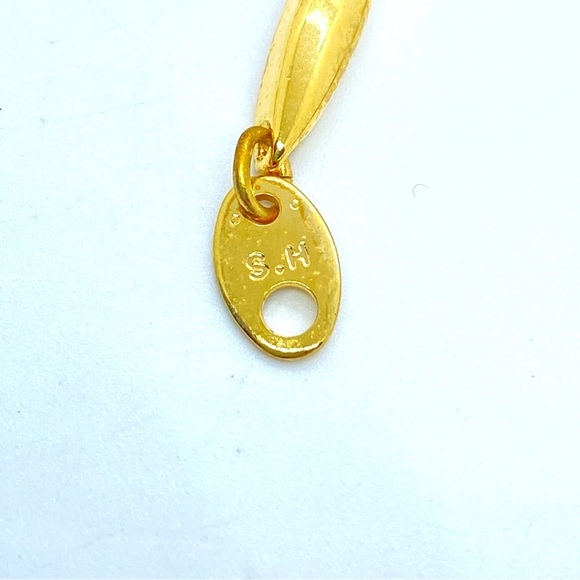 Gold Tone Vintage Bracelet Bundle of Two - Picture 4 of 7